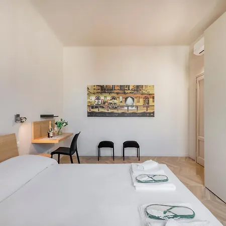 Laurana, 6 Ampio E Luminoso Per 6 Apartment Milan