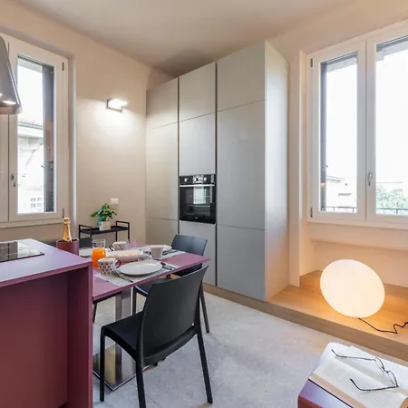 Laurana, 6 Ampio E Luminoso Per 6 Milan