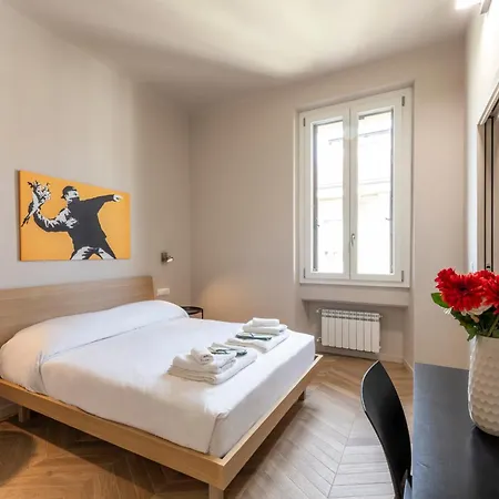 Laurana, 6 Ampio E Luminoso Per 6 Apartment Milan